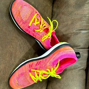 Women’s Nike Size 9.5